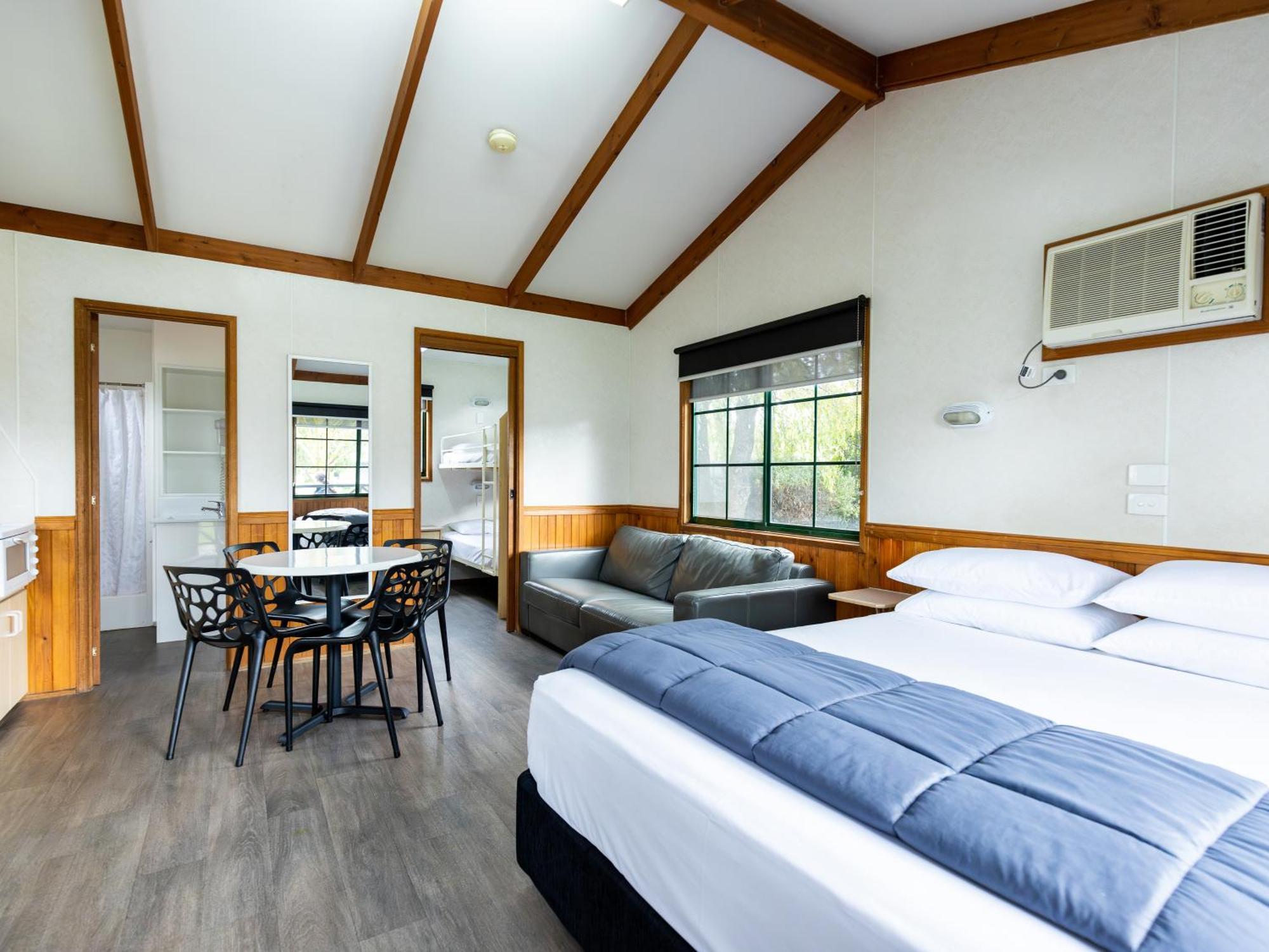 Nrma Ballarat Holiday Park Rom bilde